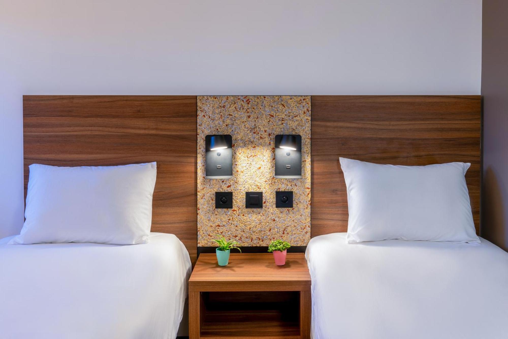 Greet Hotel 沙泰勒罗 外观 照片